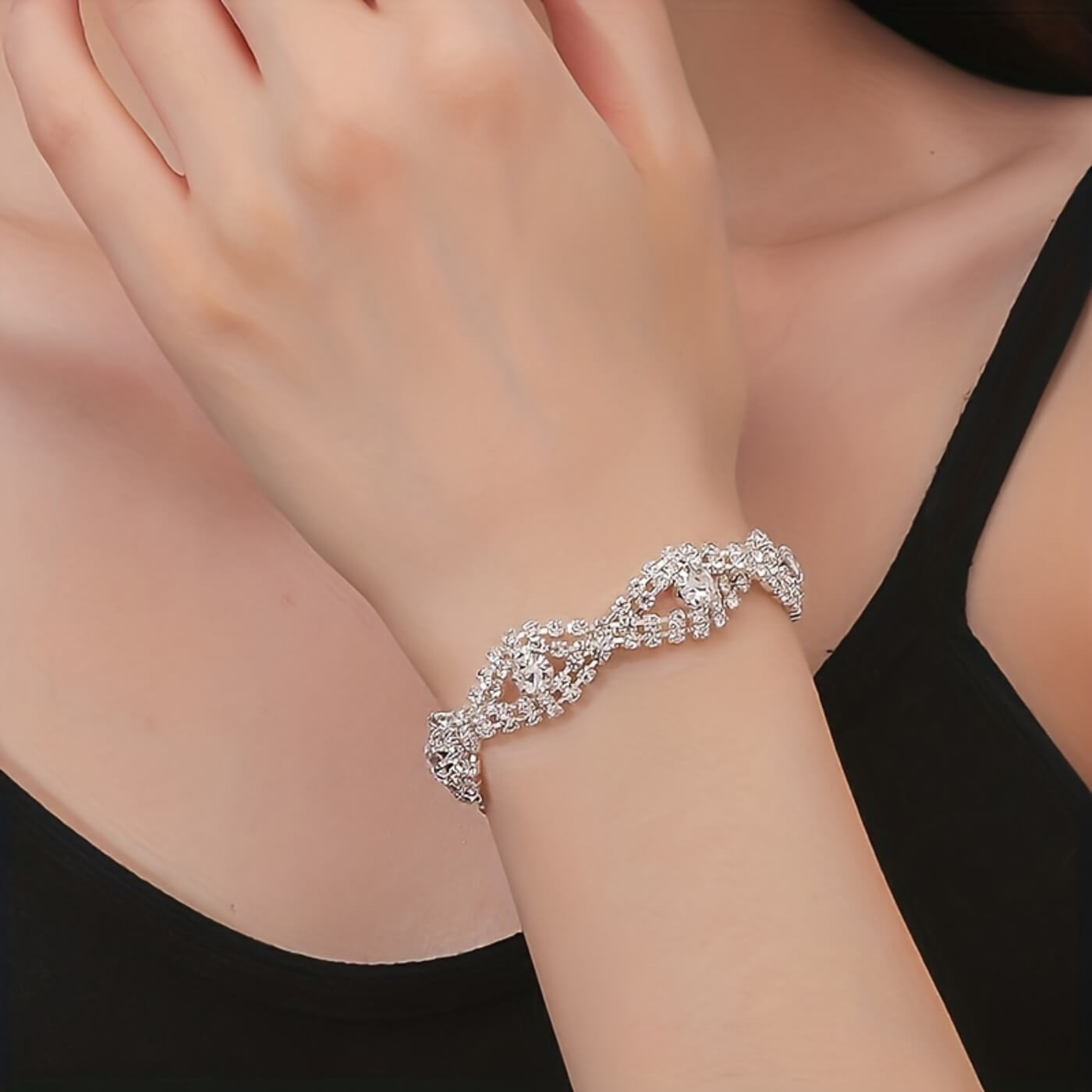 Royal Crystal Twist Bracelet
