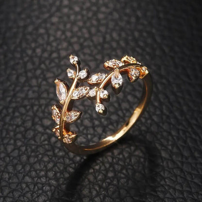 Royal Zirconia Adjustable Vine Pattern Ring
